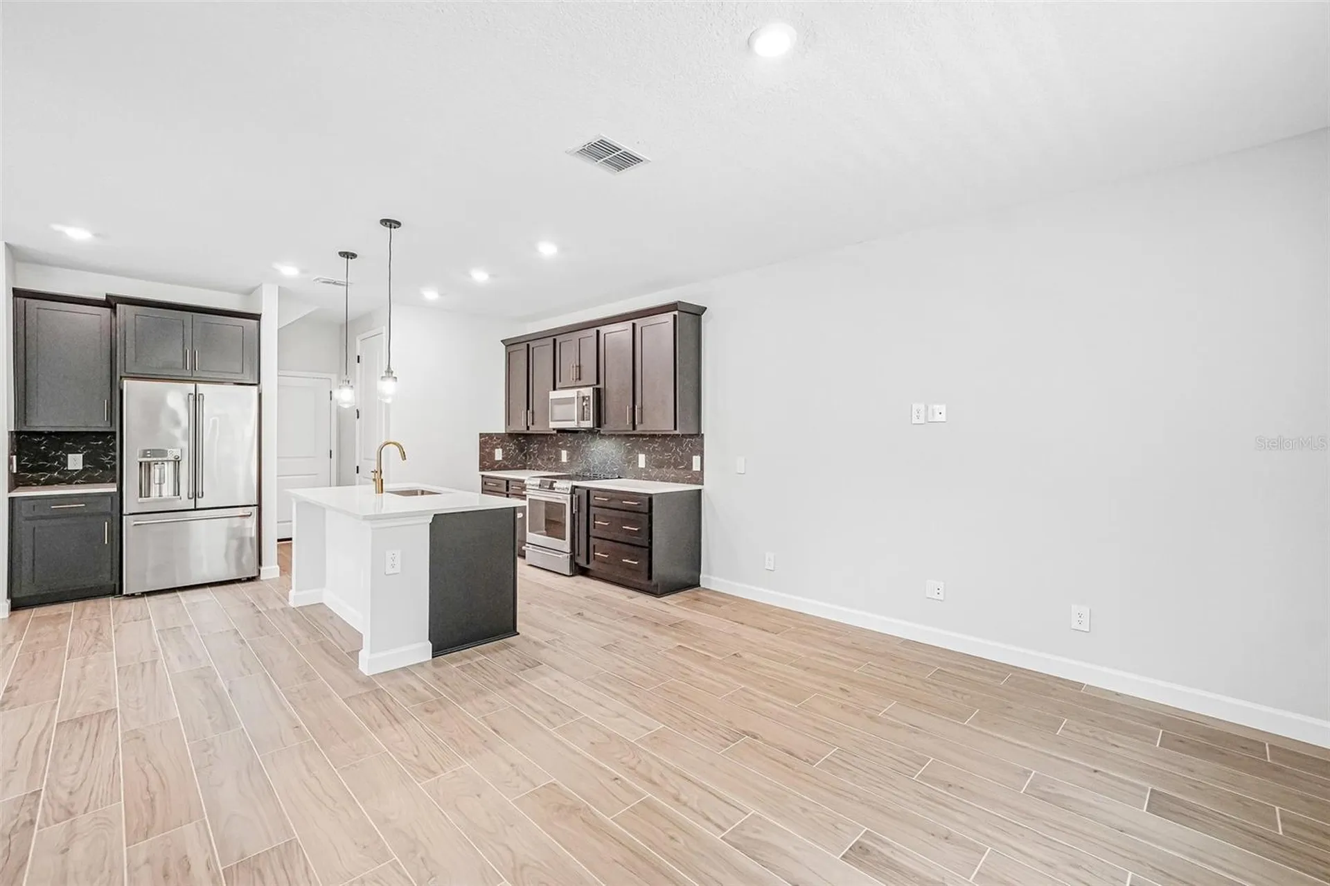 7524 Deer Valley Circle Tampa FL 33635