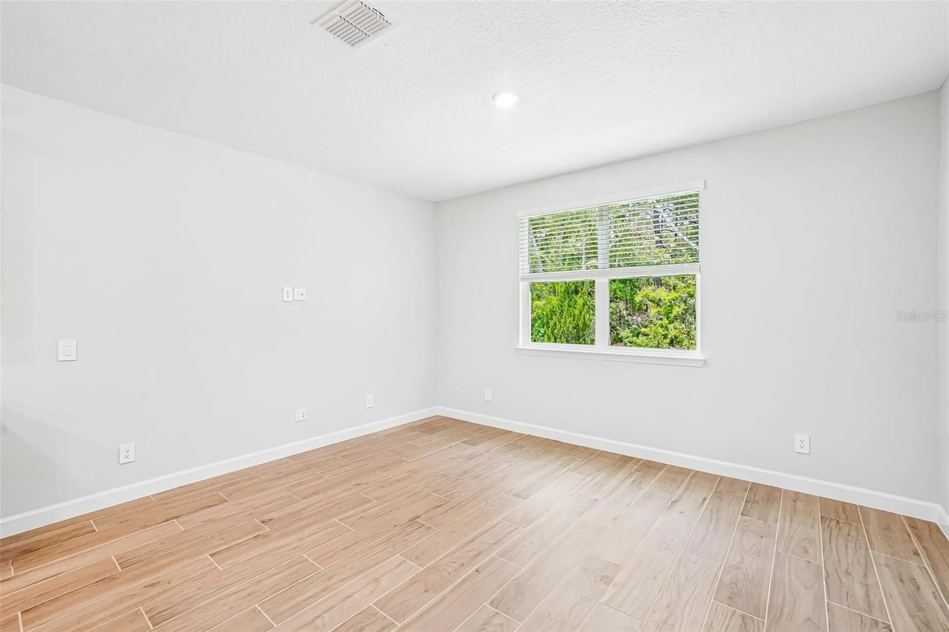 7524 Deer Valley Circle Tampa FL 33635