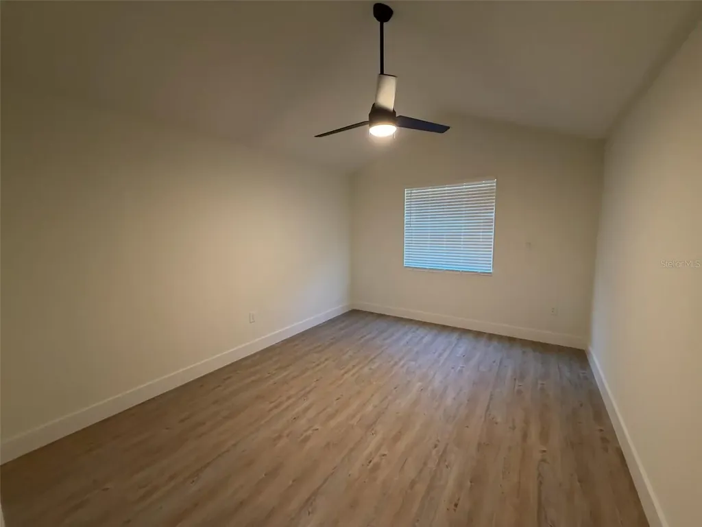 1811 Baxter Avenue Orlando FL 32806