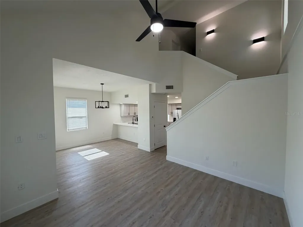 1811 Baxter Avenue Orlando FL 32806