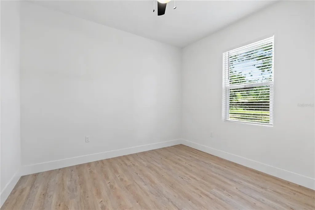 1811 Baxter Avenue Orlando FL 32806
