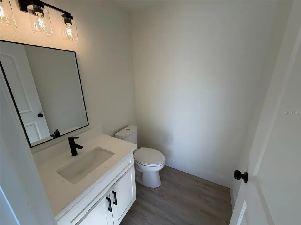 1811 Baxter Avenue Orlando FL 32806