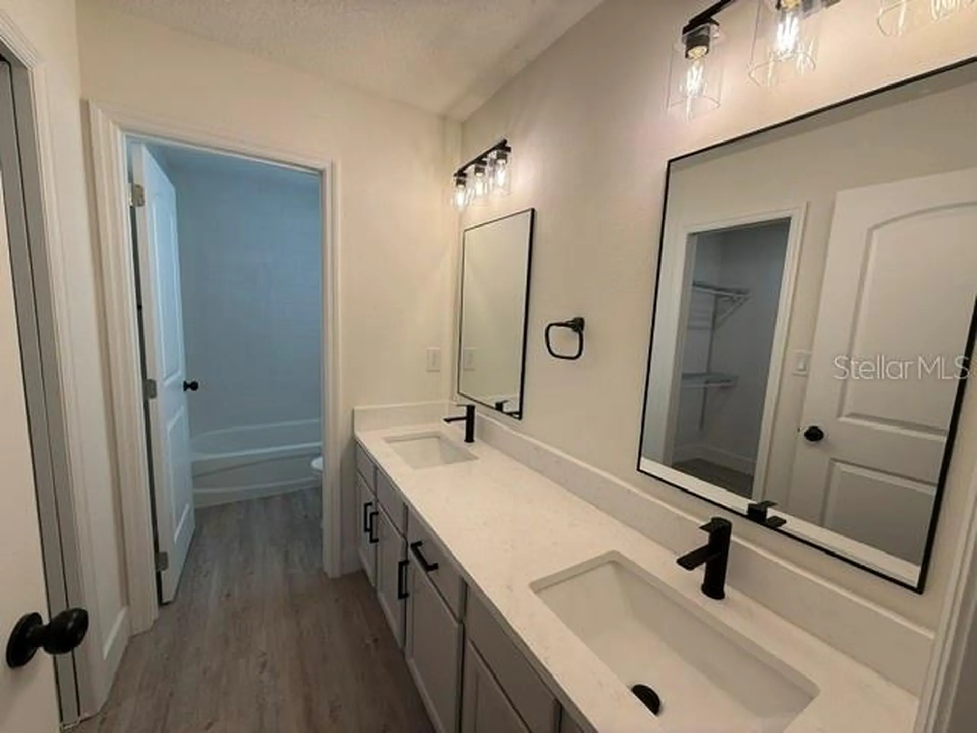 1811 Baxter Avenue Orlando FL 32806