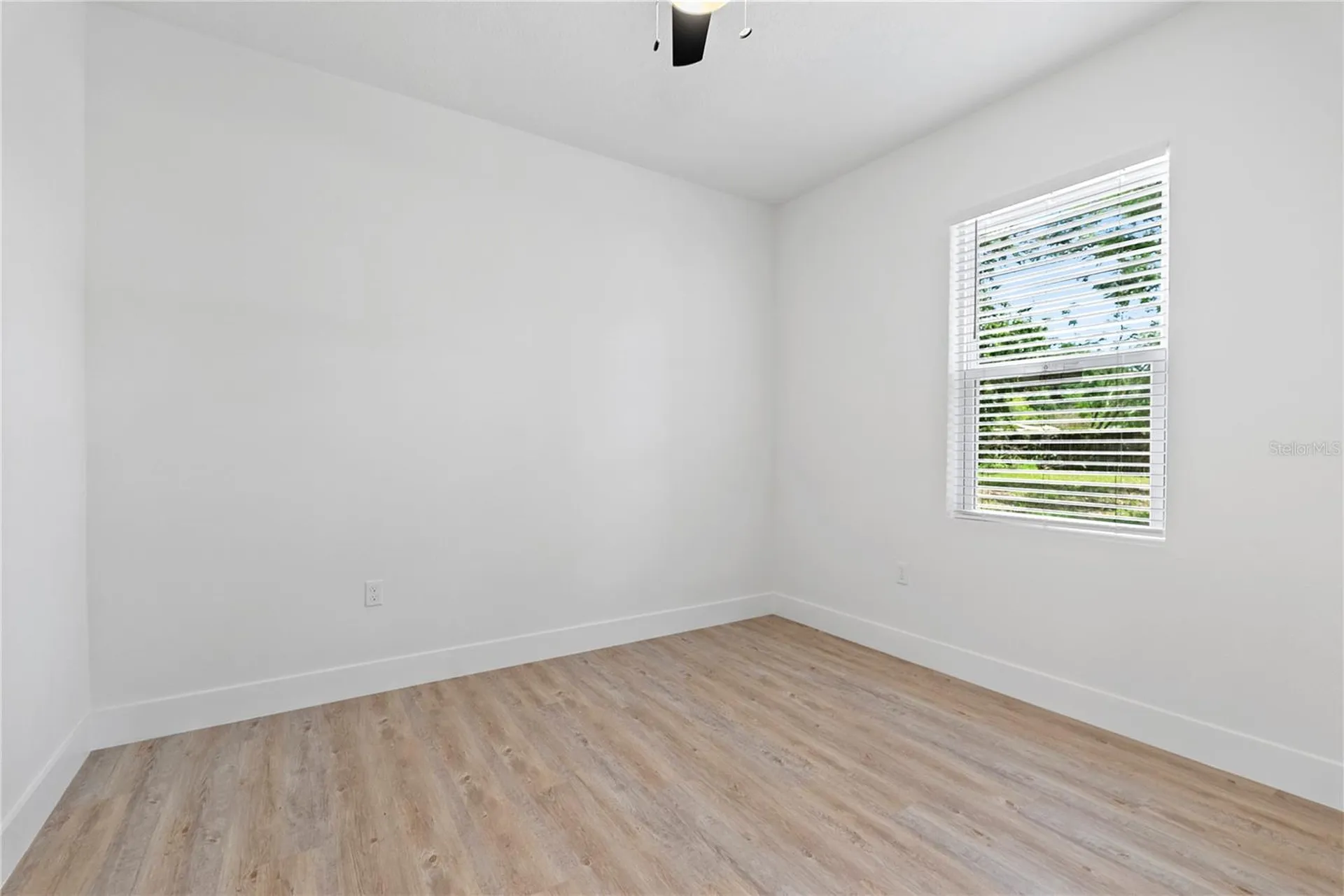 1811 Baxter Avenue Orlando FL 32806