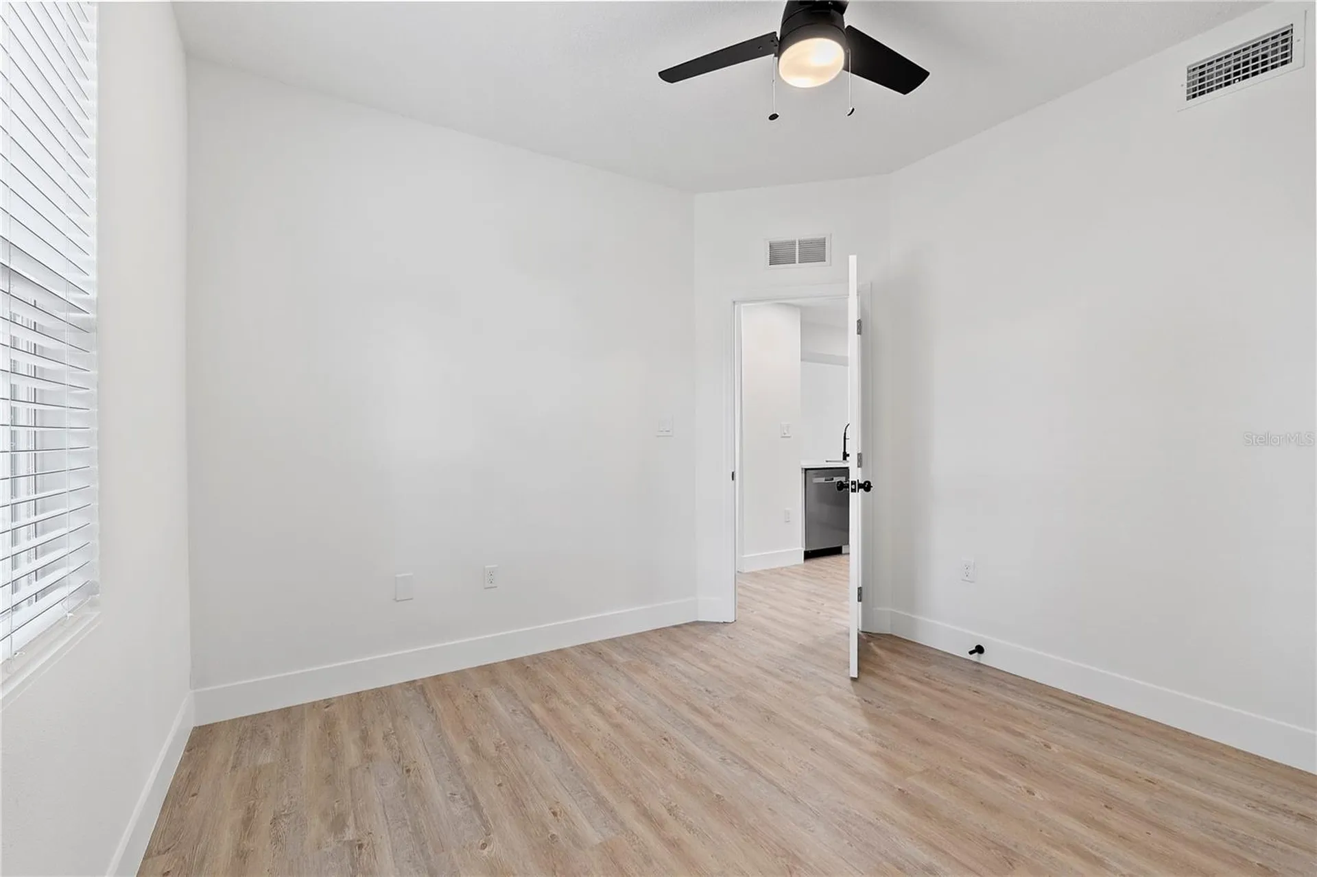 1811 Baxter Avenue Orlando FL 32806