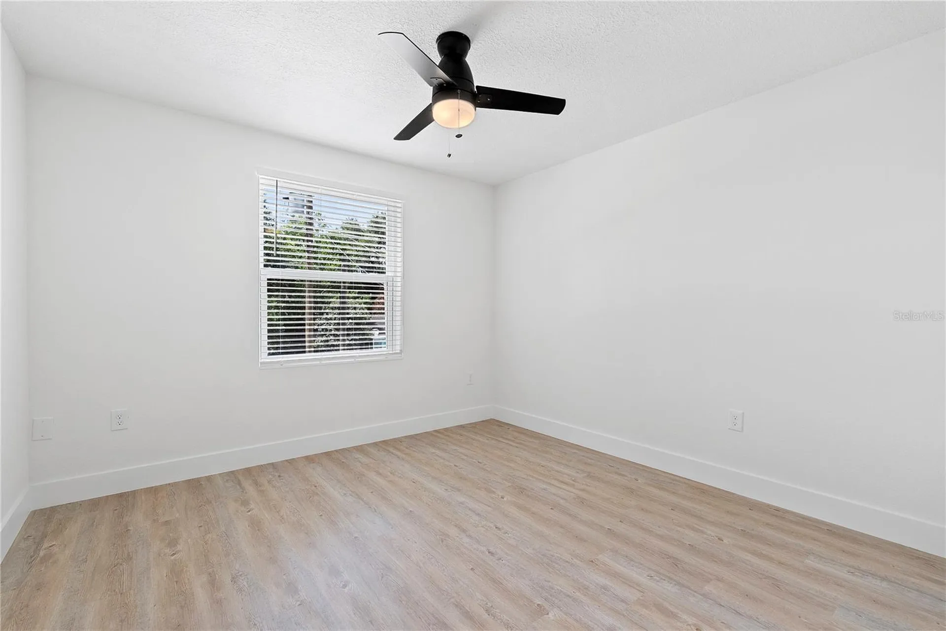 1811 Baxter Avenue Orlando FL 32806