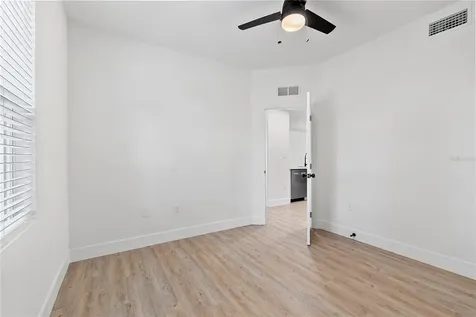 1811 Baxter Avenue Orlando FL 32806