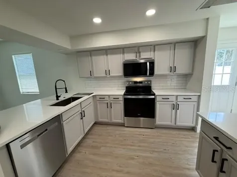 1811 Baxter Avenue Orlando FL 32806