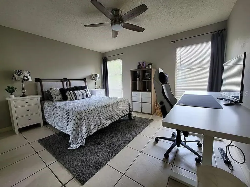 2811 SW Archer Road Gainesville FL 32608