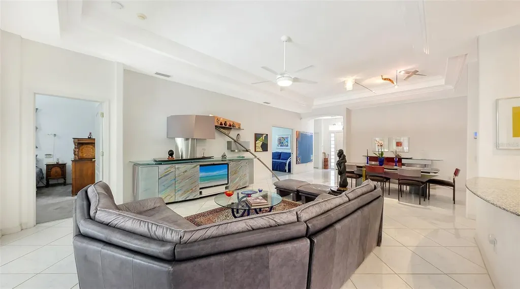 6730 W Country Club Lane Sarasota FL 34243