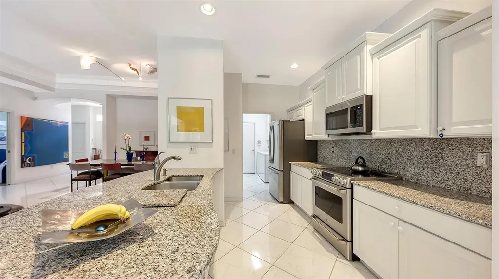 6730 W Country Club Lane Sarasota FL 34243