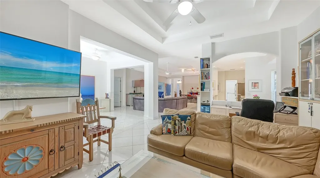 6730 W Country Club Lane Sarasota FL 34243