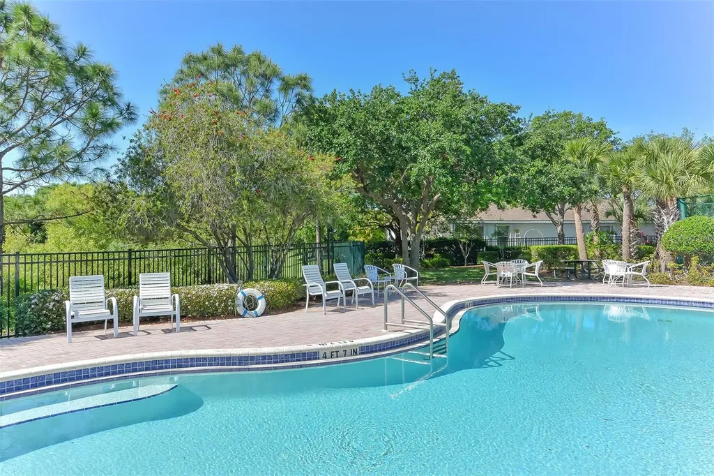 6730 W Country Club Lane Sarasota FL 34243