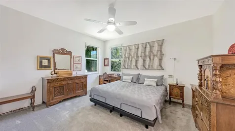 6730 W Country Club Lane Sarasota FL 34243