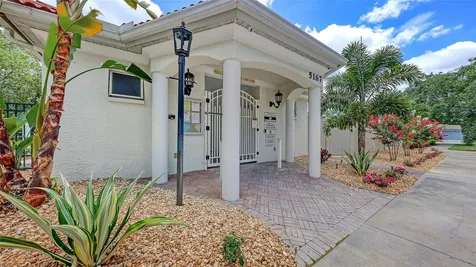 6730 W Country Club Lane Sarasota FL 34243