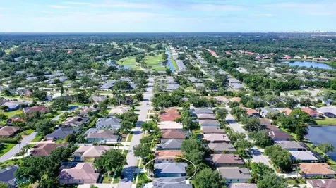 6730 W Country Club Lane Sarasota FL 34243