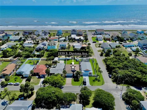 1939 S Daytona Avenue Flagler Beach FL 32136