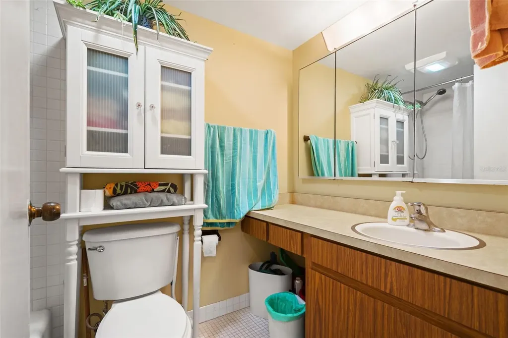 4138 Pinelake Lane Tampa FL 33618