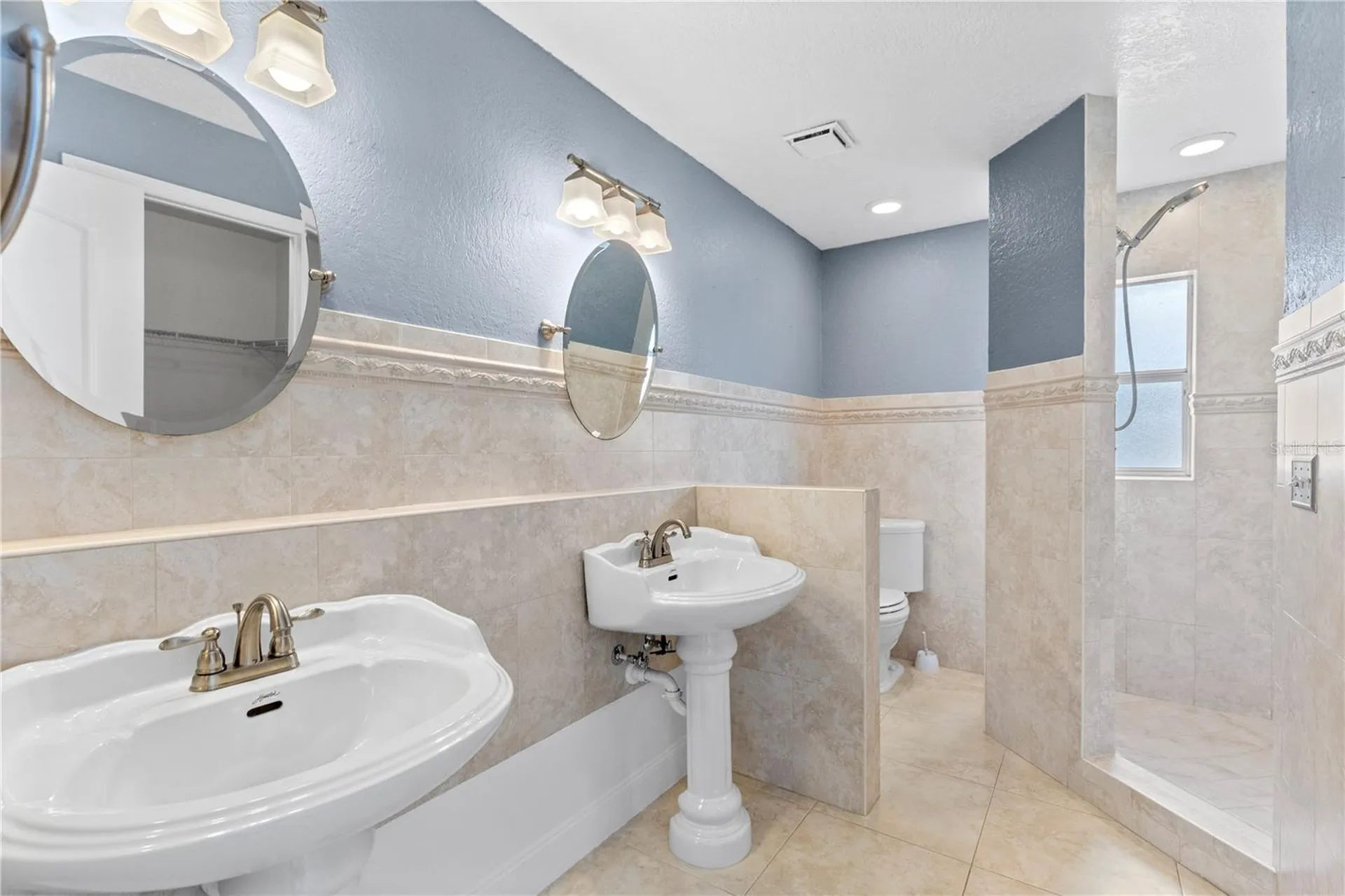 10057 Sandbar Street Orlando FL 32825