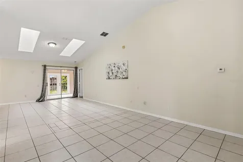 4113 Oakberry Drive Orlando FL 32817