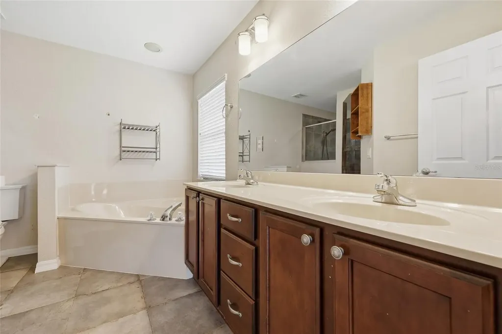 21395 NW 39th Court Micanopy FL 32667