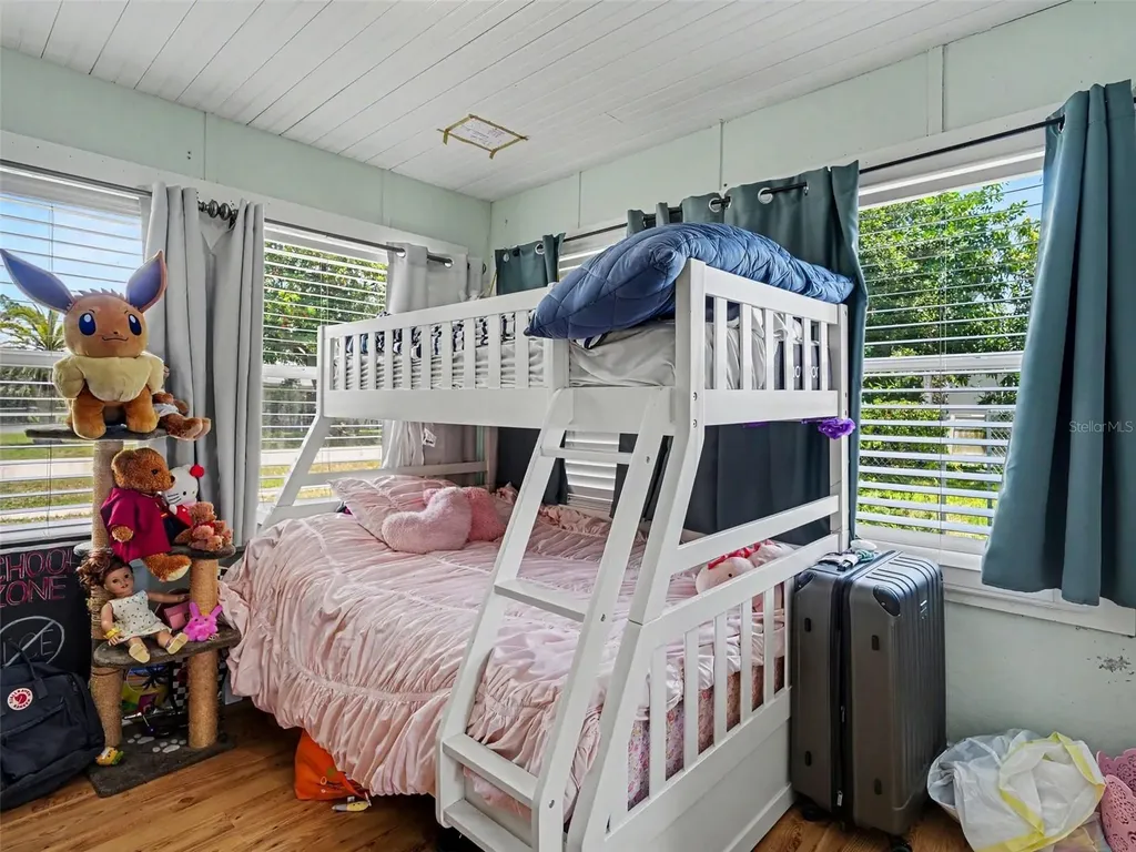 2222 Florinda Street Sarasota FL 34231