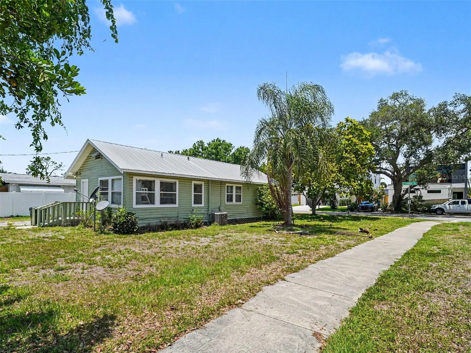 2222 Florinda Street Sarasota FL 34231
