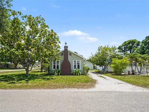 2222 Florinda Street Sarasota FL 34231