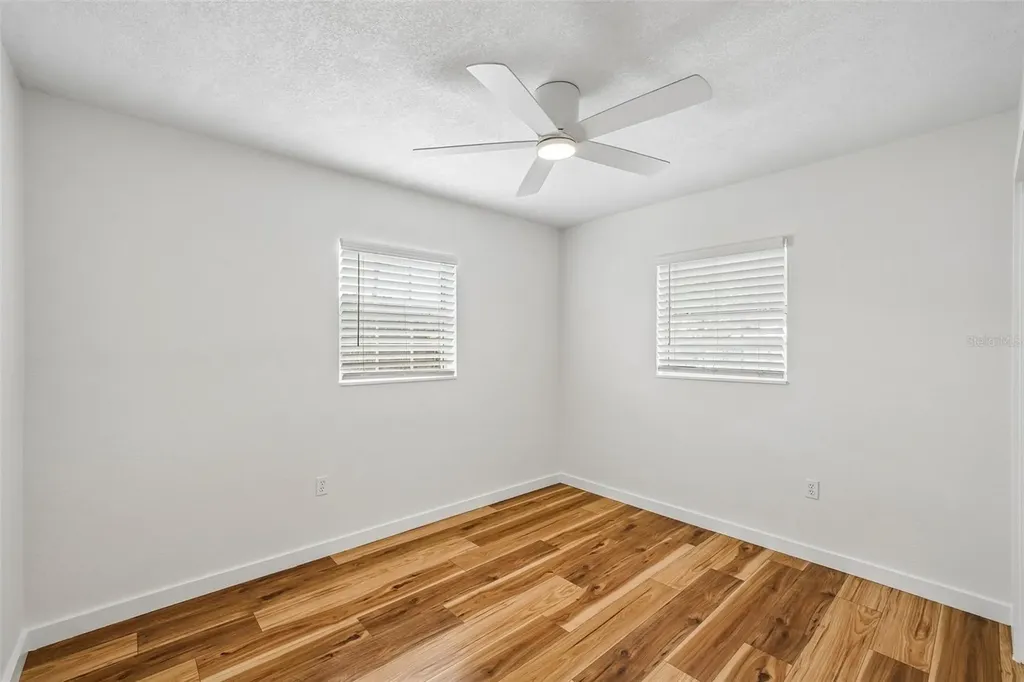 784 87th Avenue N St Petersburg FL 33702