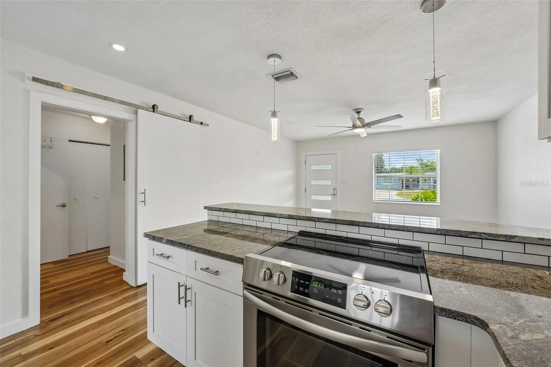 784 87th Avenue N St Petersburg FL 33702