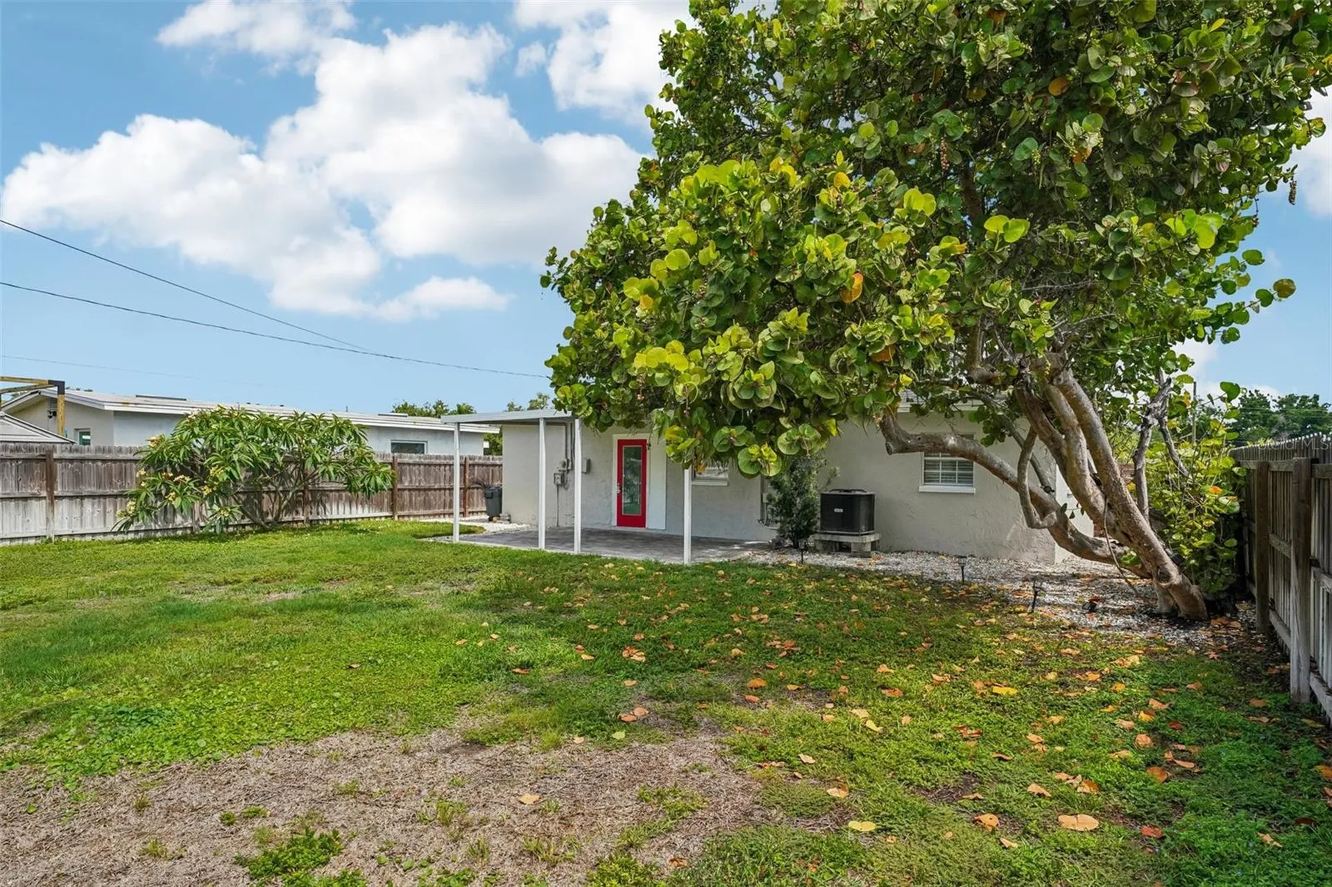 784 87th Avenue N St Petersburg FL 33702