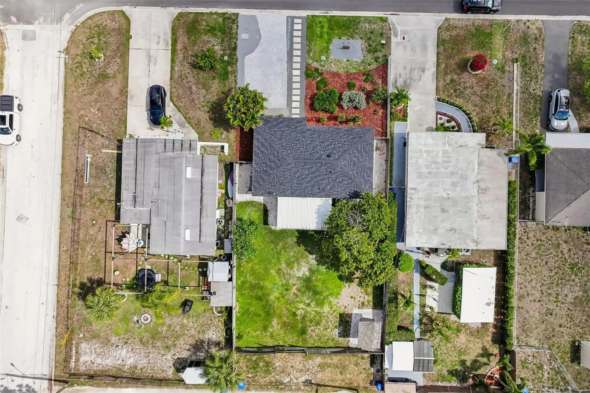 784 87th Avenue N St Petersburg FL 33702