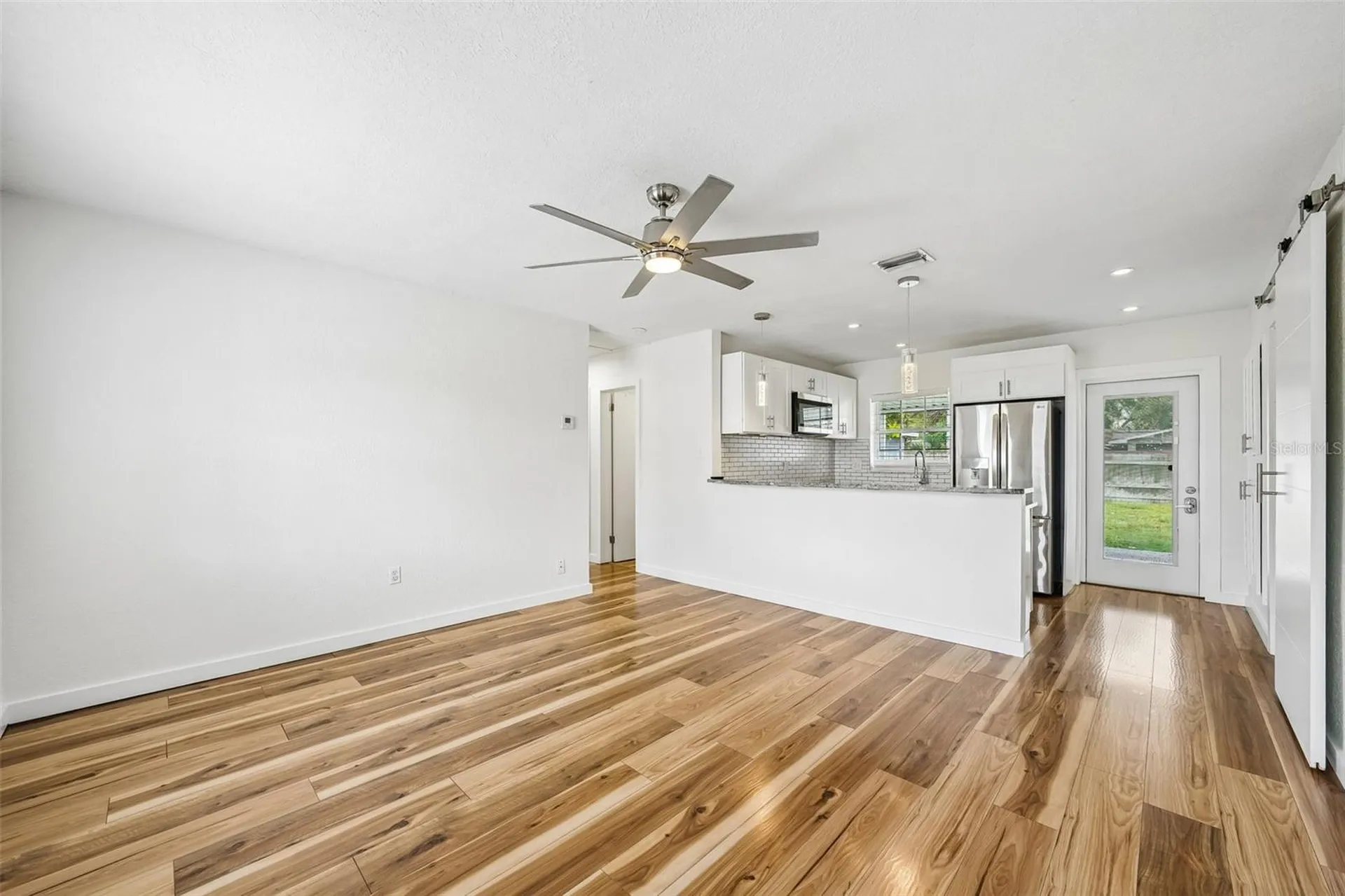 784 87th Avenue N St Petersburg FL 33702