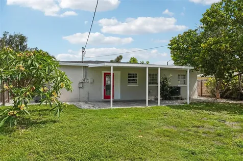 784 87th Avenue N St Petersburg FL 33702