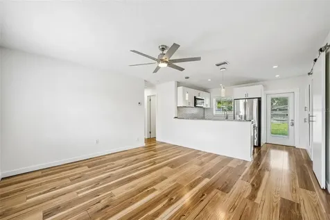 784 87th Avenue N St Petersburg FL 33702