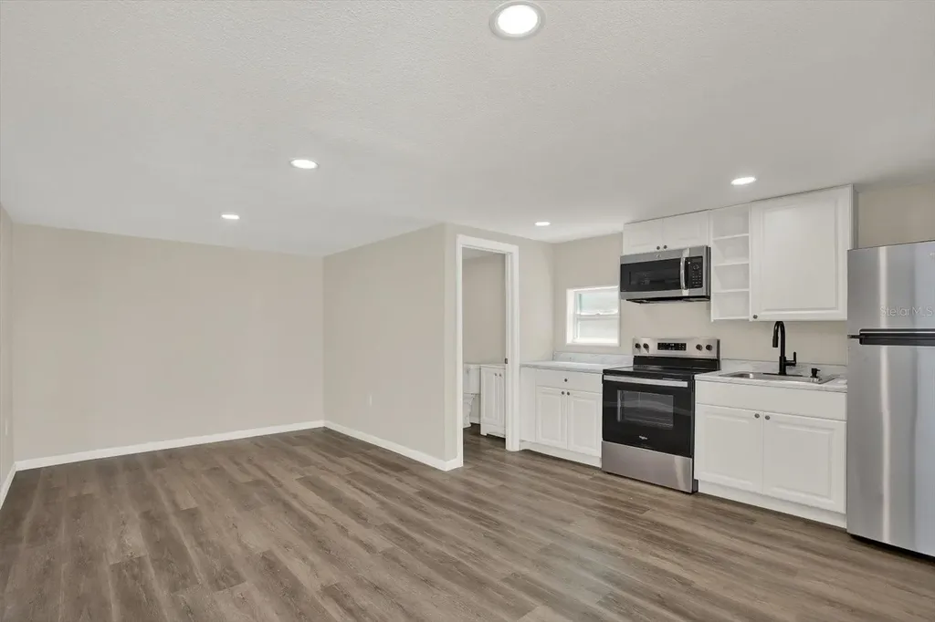 1621 7th Avenue N St Petersburg FL 33713