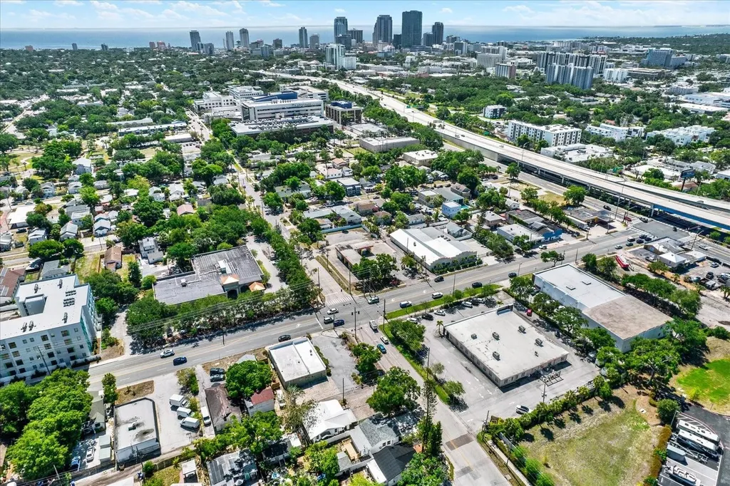 1621 7th Avenue N St Petersburg FL 33713