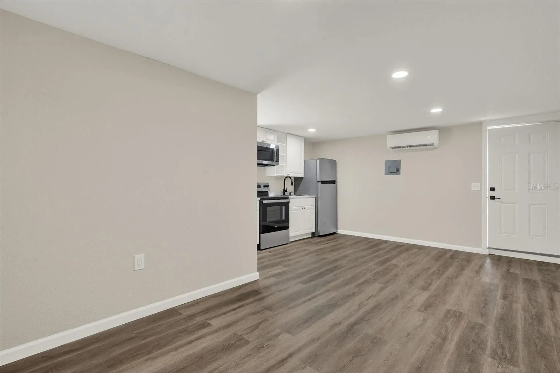 1621 7th Avenue N St Petersburg FL 33713