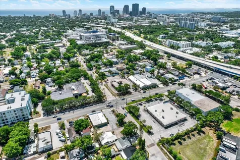 1621 7th Avenue N St Petersburg FL 33713