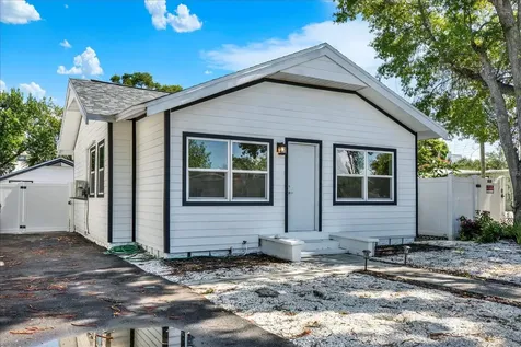 1621 7th Avenue N St Petersburg FL 33713