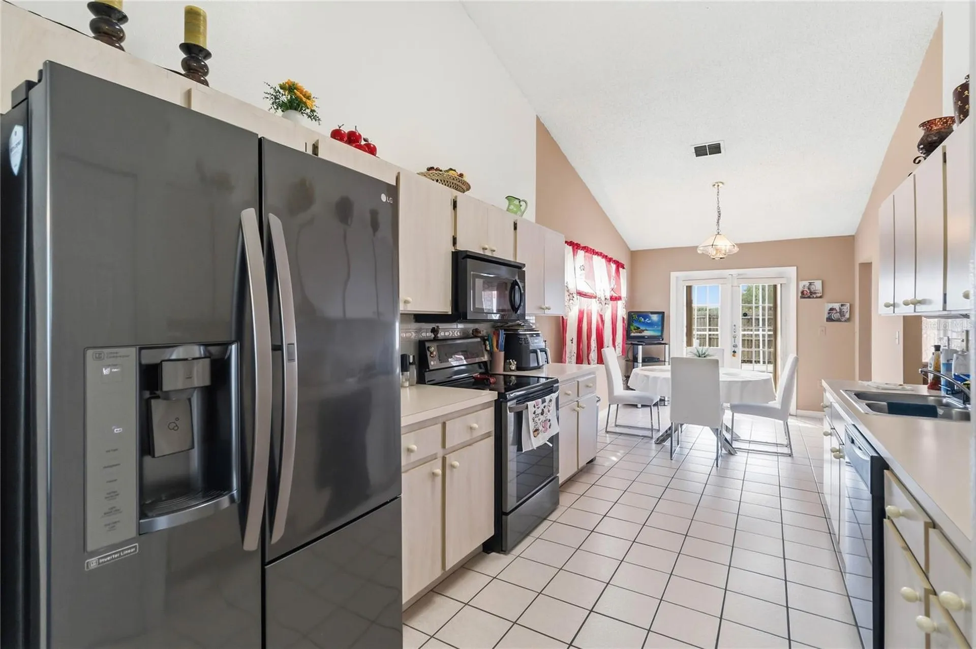 868 Nelson Drive Kissimmee FL 34758