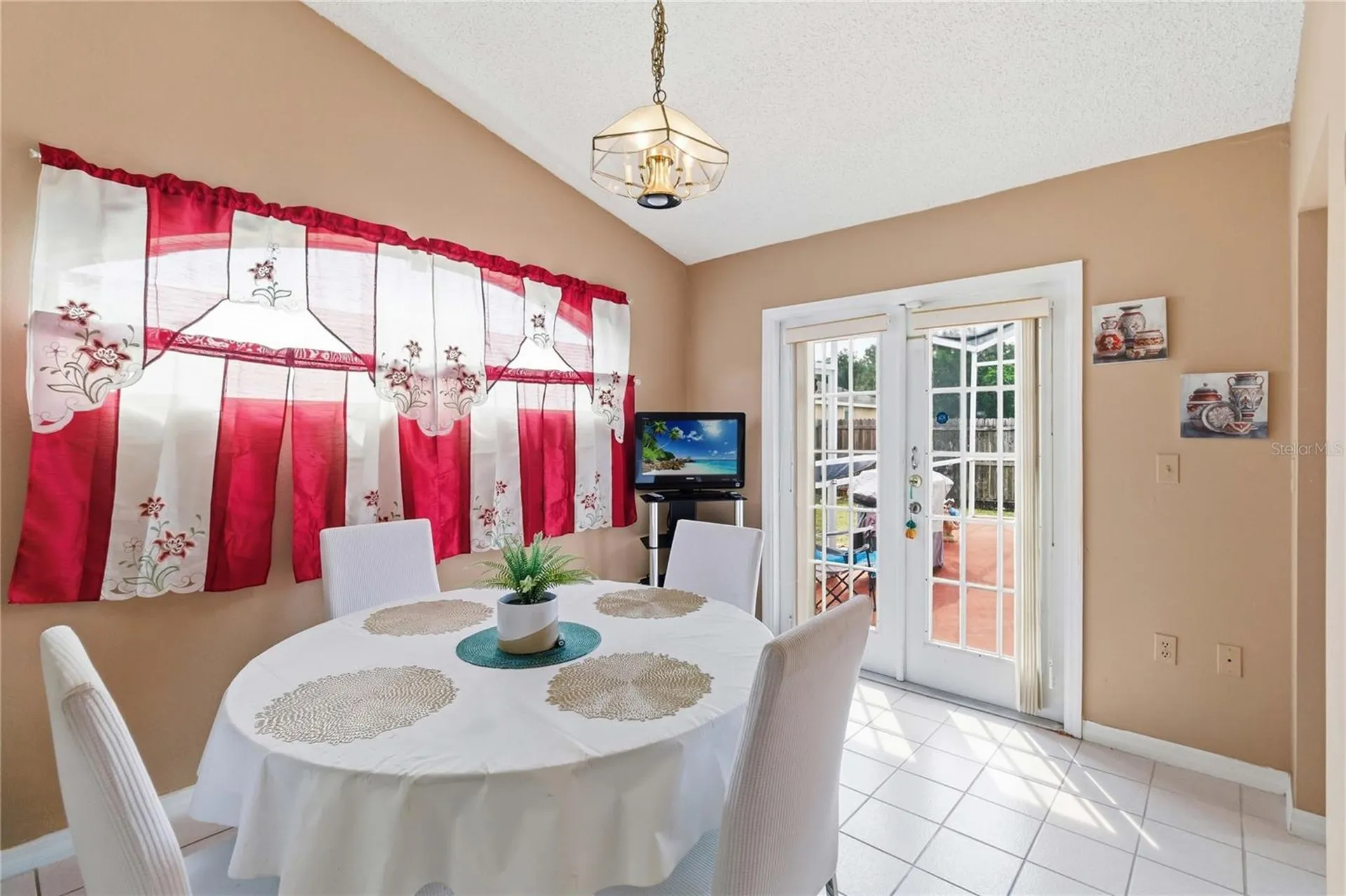 868 Nelson Drive Kissimmee FL 34758