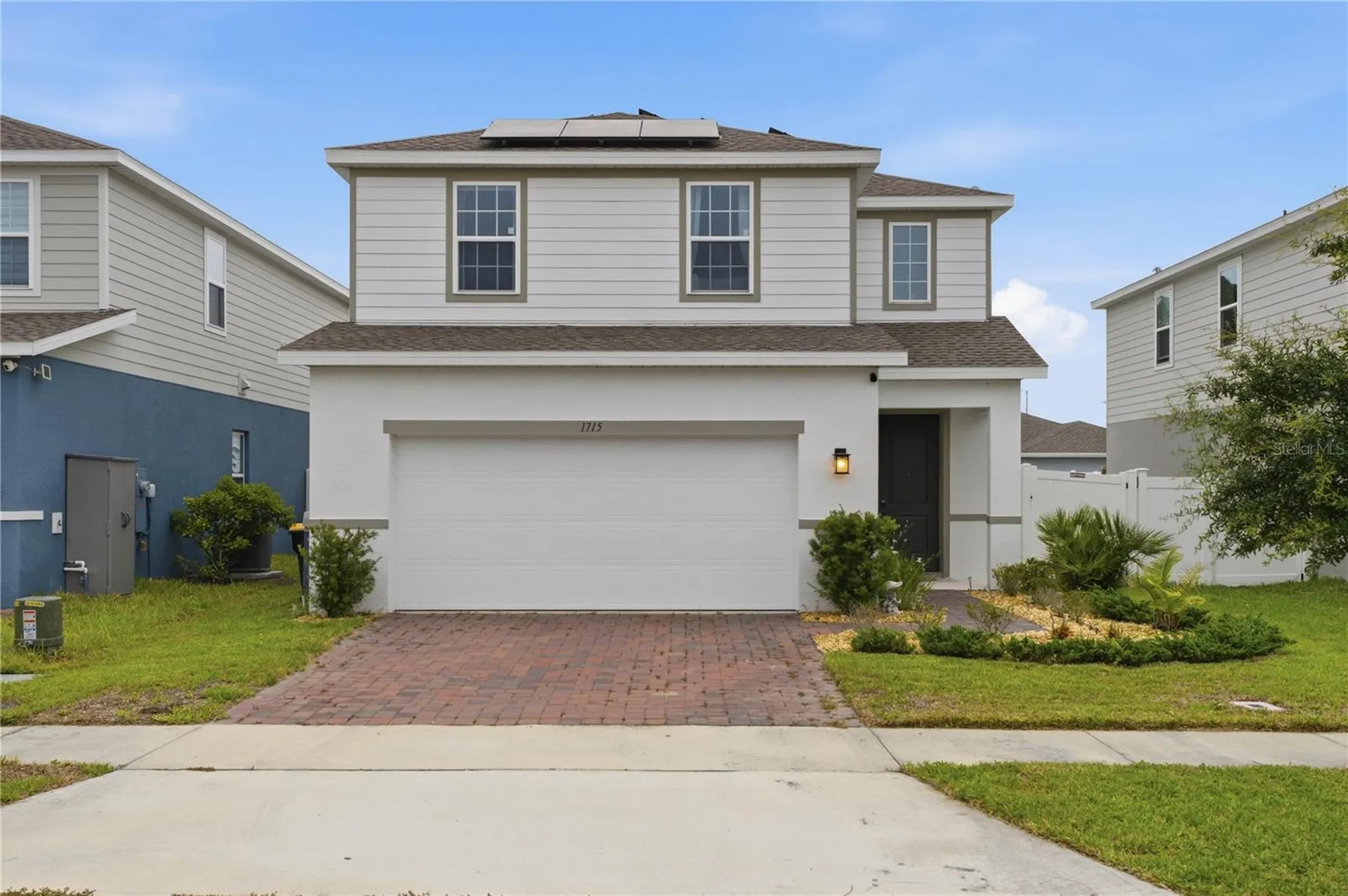 1715 Oceania Avenue Davenport FL 33837