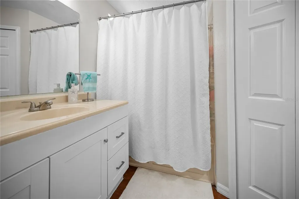 453 Summer Sails Drive Valrico FL 33594