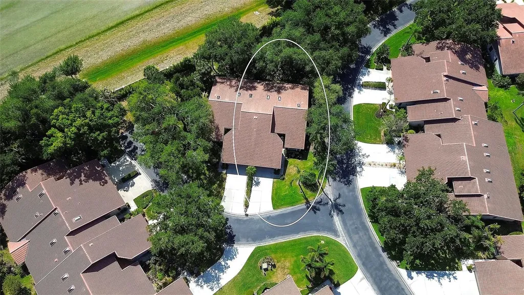4034 Wilshire Circle E Sarasota FL 34238