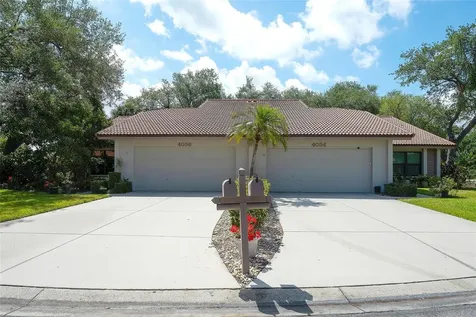 4034 Wilshire Circle E Sarasota FL 34238
