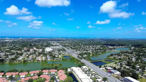 4034 Wilshire Circle E Sarasota FL 34238