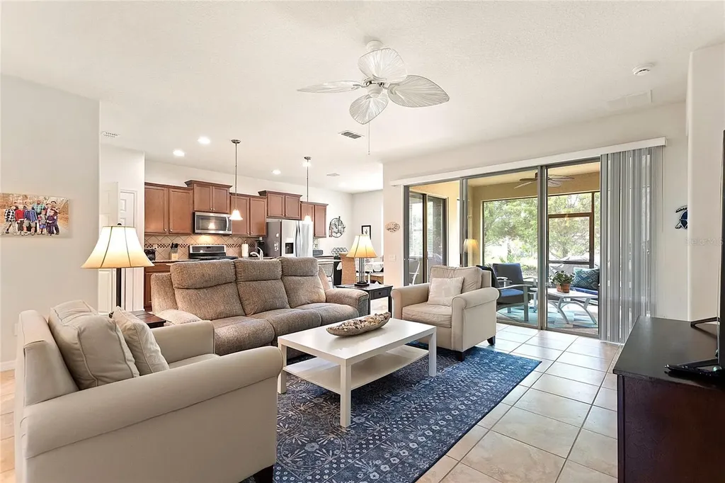 125 Valencia Lane Davenport FL 33837