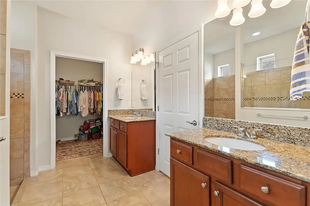 125 Valencia Lane Davenport FL 33837