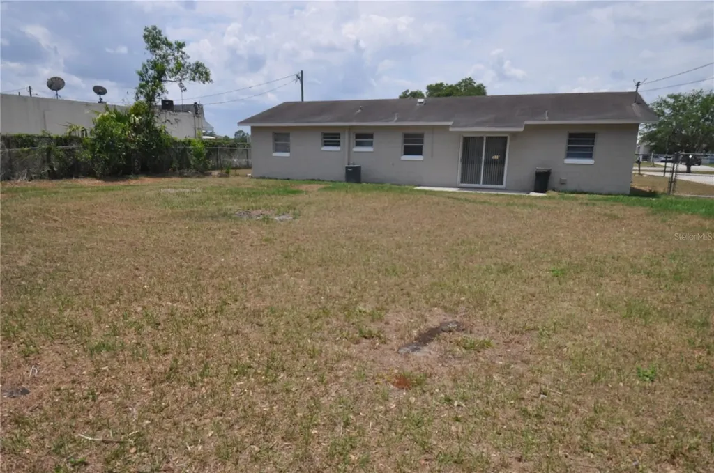 2587 Sun Acres Boulevard Auburndale FL 33823